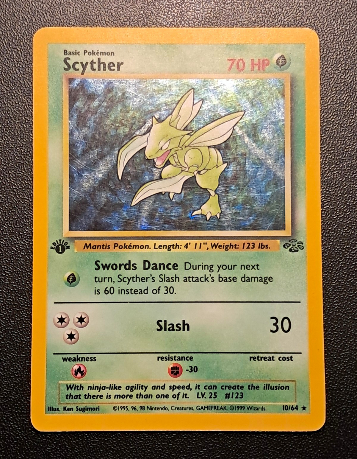 Pokémon Base Set 1st Edition Scyther 10/64 1999 Wizards English Card
