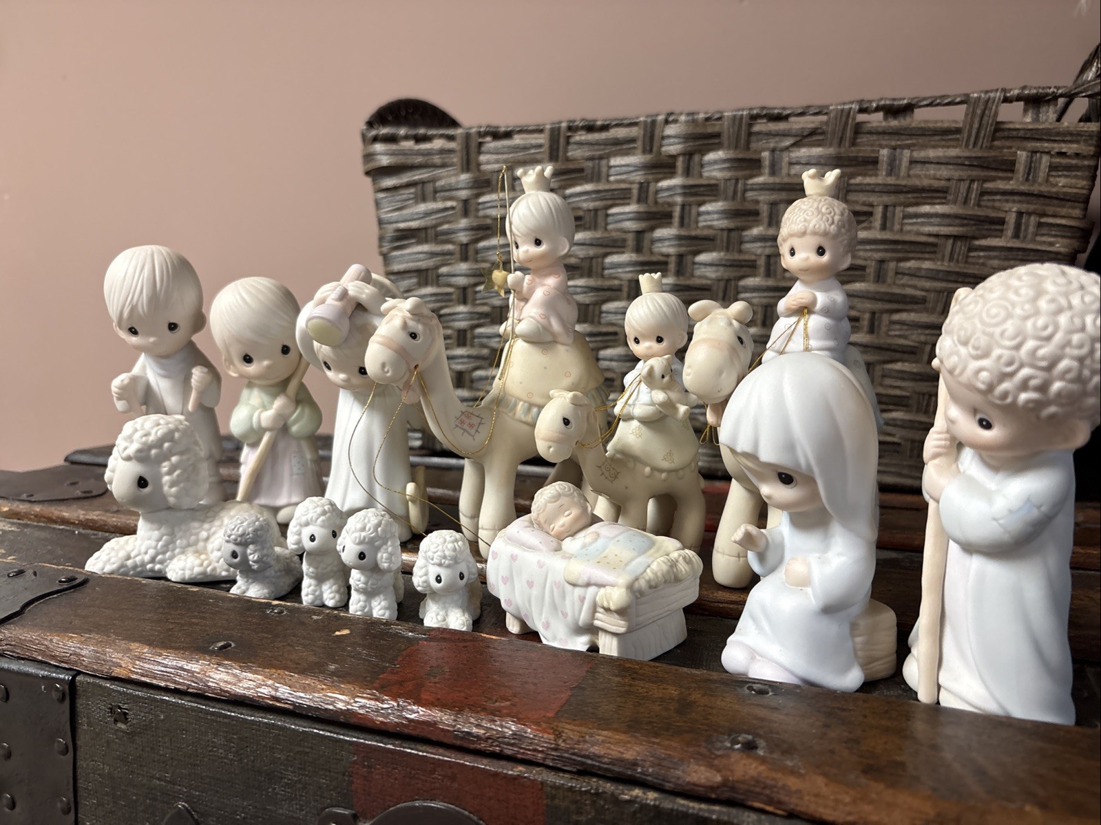 Enesco Precious  Moments Nativity  Scene Figurines 80’s Vintage 14 Mixed Pieces