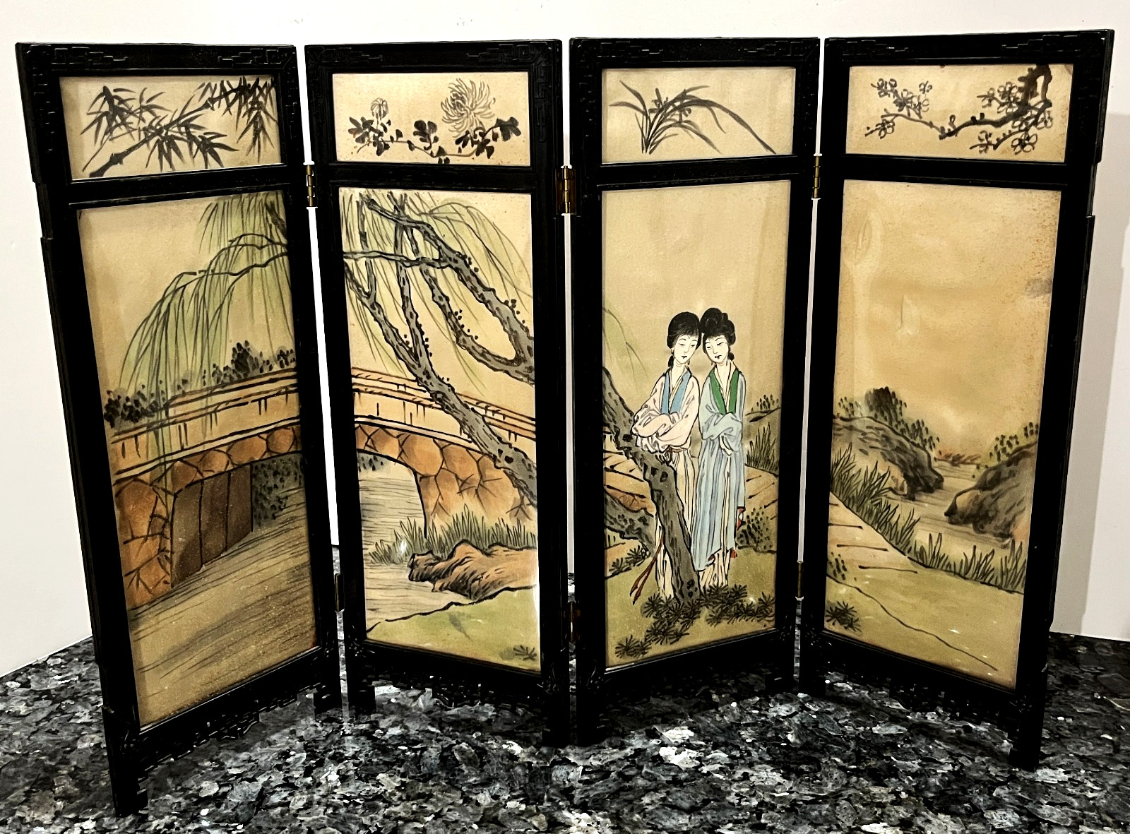 VINTAGE Chinese Table Pingfeng Folding Screen 4 Panel Ladies Willow Tree Bridge
