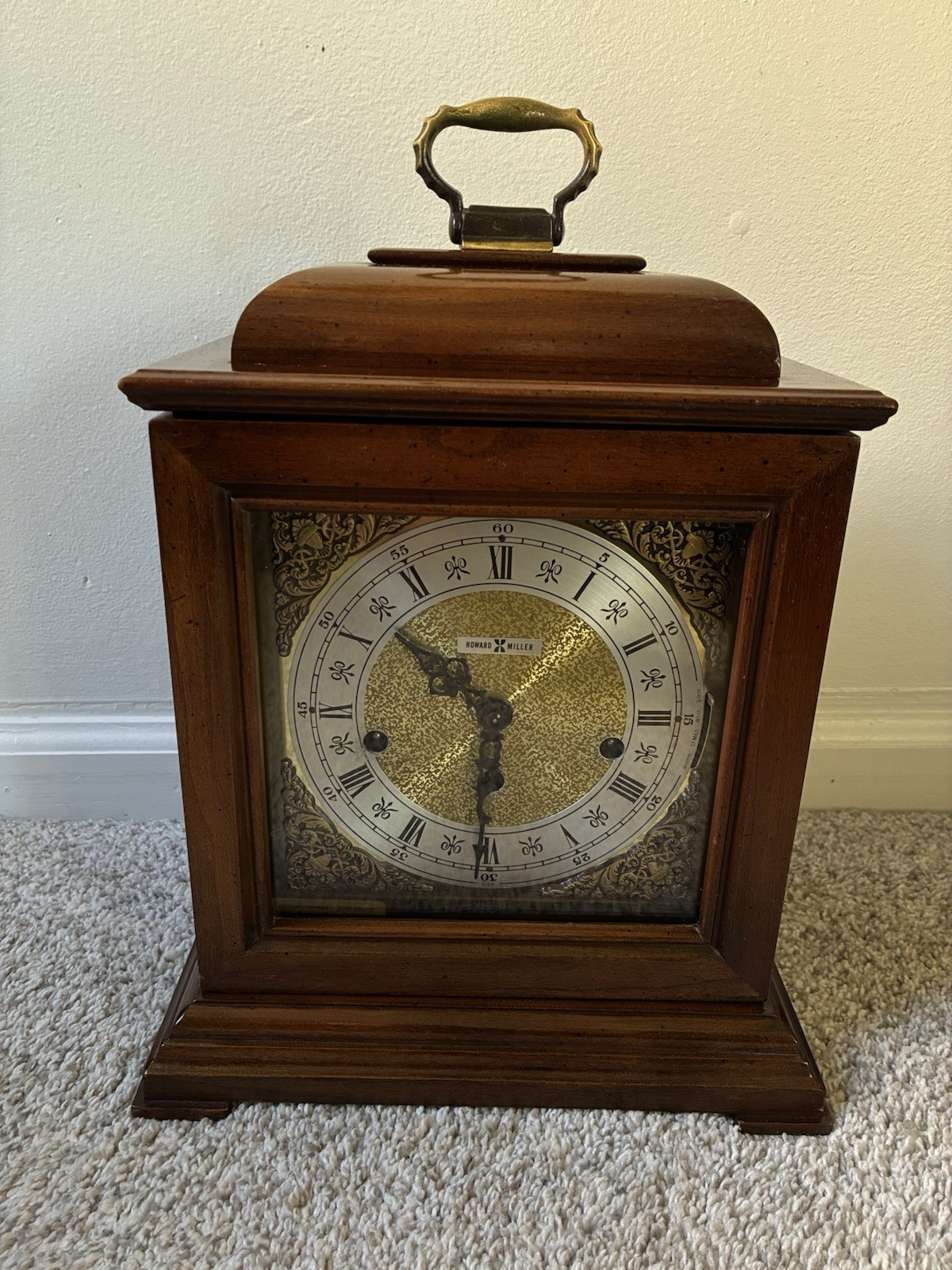 Vtg Howard Miller 15” Mantel Clock W Franz Hermle Germany movement Gold Dial