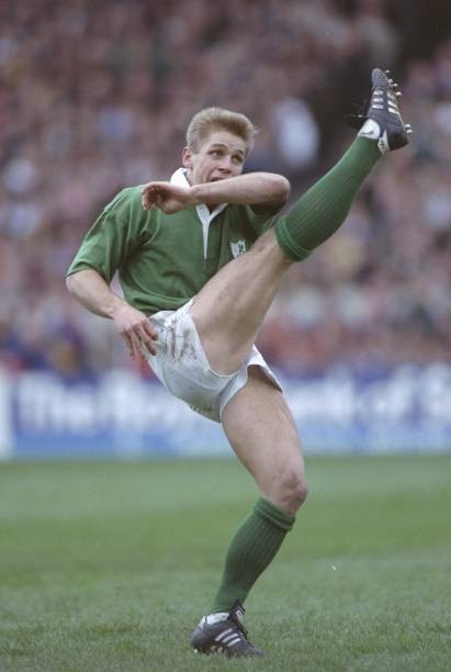 Brian Smith of Ireland kicks high 1991 Five Nations Championship m- Old Photo