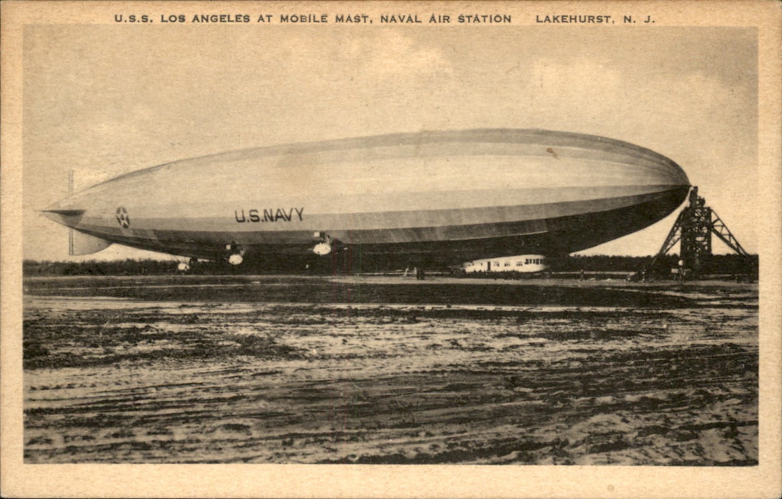 Lakehurst NJ U.S.S. Los Angeles c1920s-30s Vintage Postcard bhn
