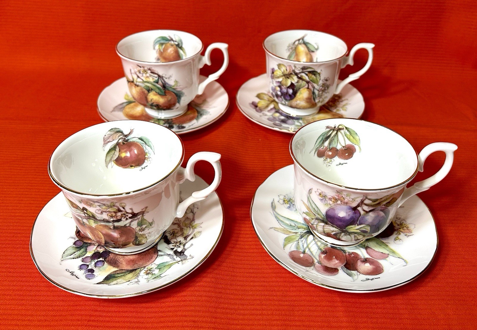 Royal Victorian Fine Bone China Set of 8 Artist Signed Made in England