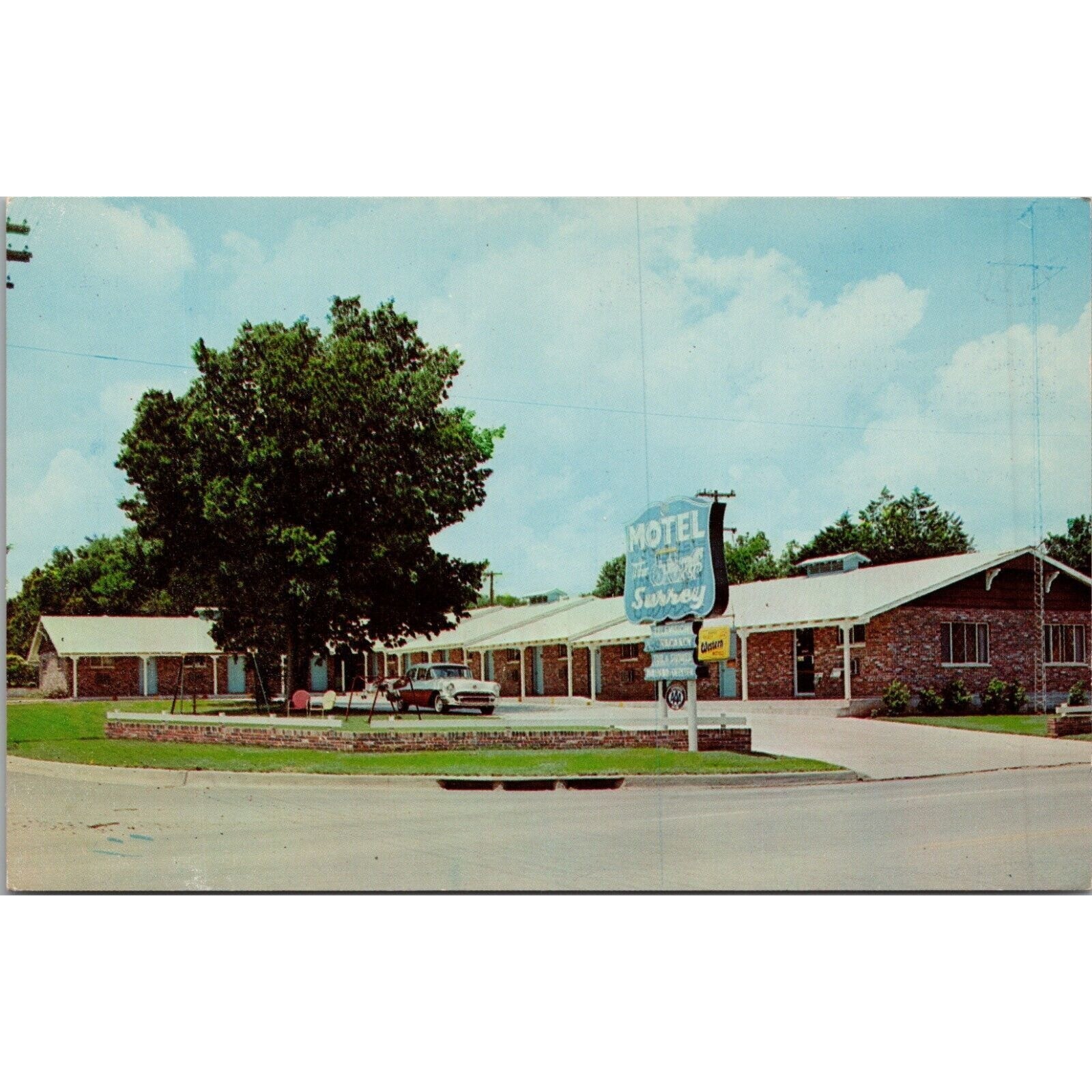 The Surrey Motel Ponca City Oklahoma Postcard PC426