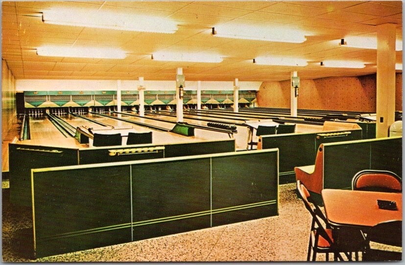 c1960s Burlington, Ontario Canada Postcard ROSELAND LANES Bowling Alley Unused