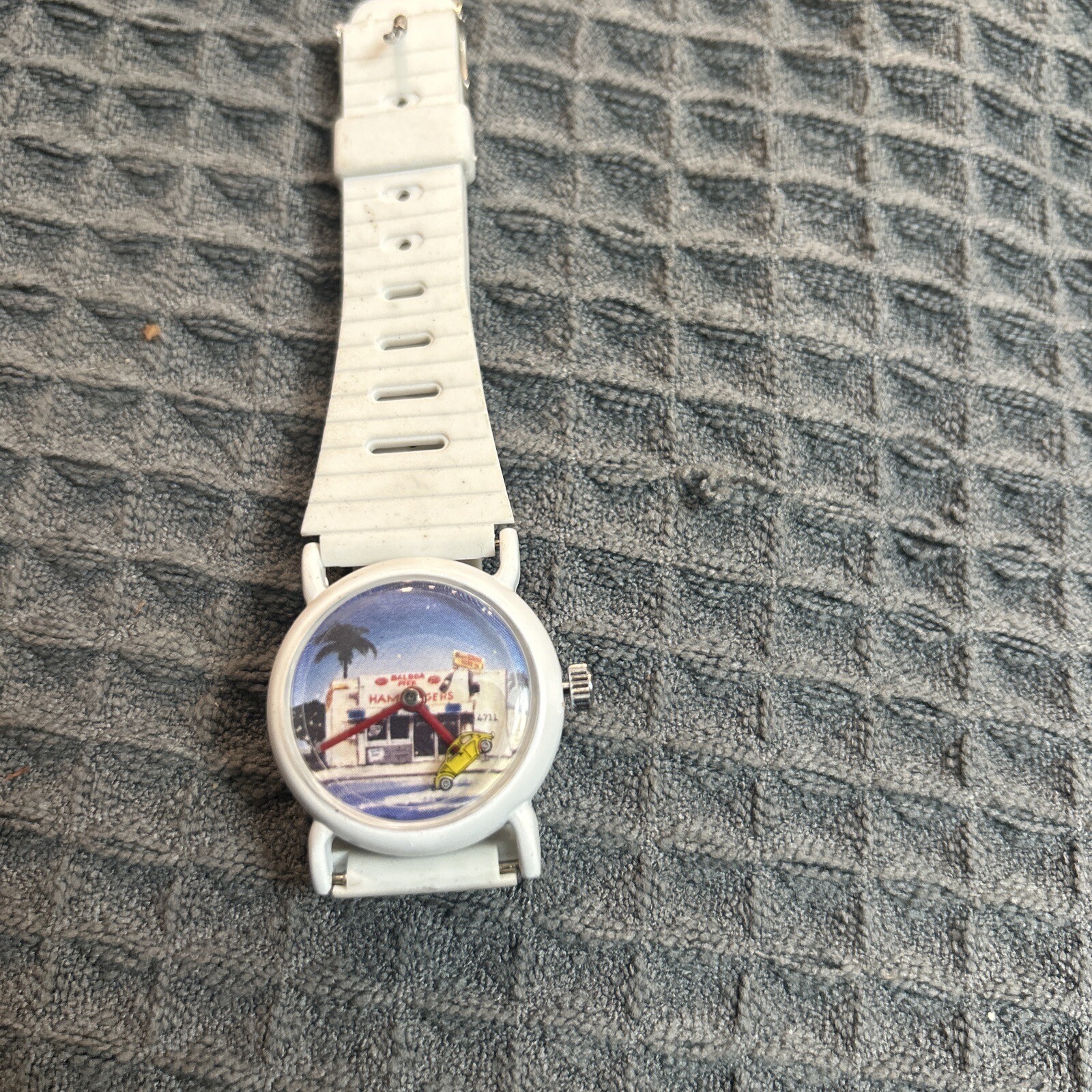 Rare Classic VW Volkswagen Moving Bug Beetle Vintage Windup Watch Hong Kong