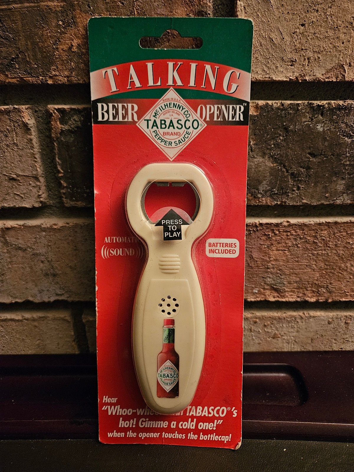 Tabasco Talking Bottle Opener New Unopened-2003-Will need new battery