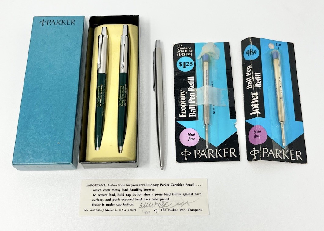 Vintage Parker Pen/Pencil Set 1975 Company Employee & Extra Pen As Is No Ink