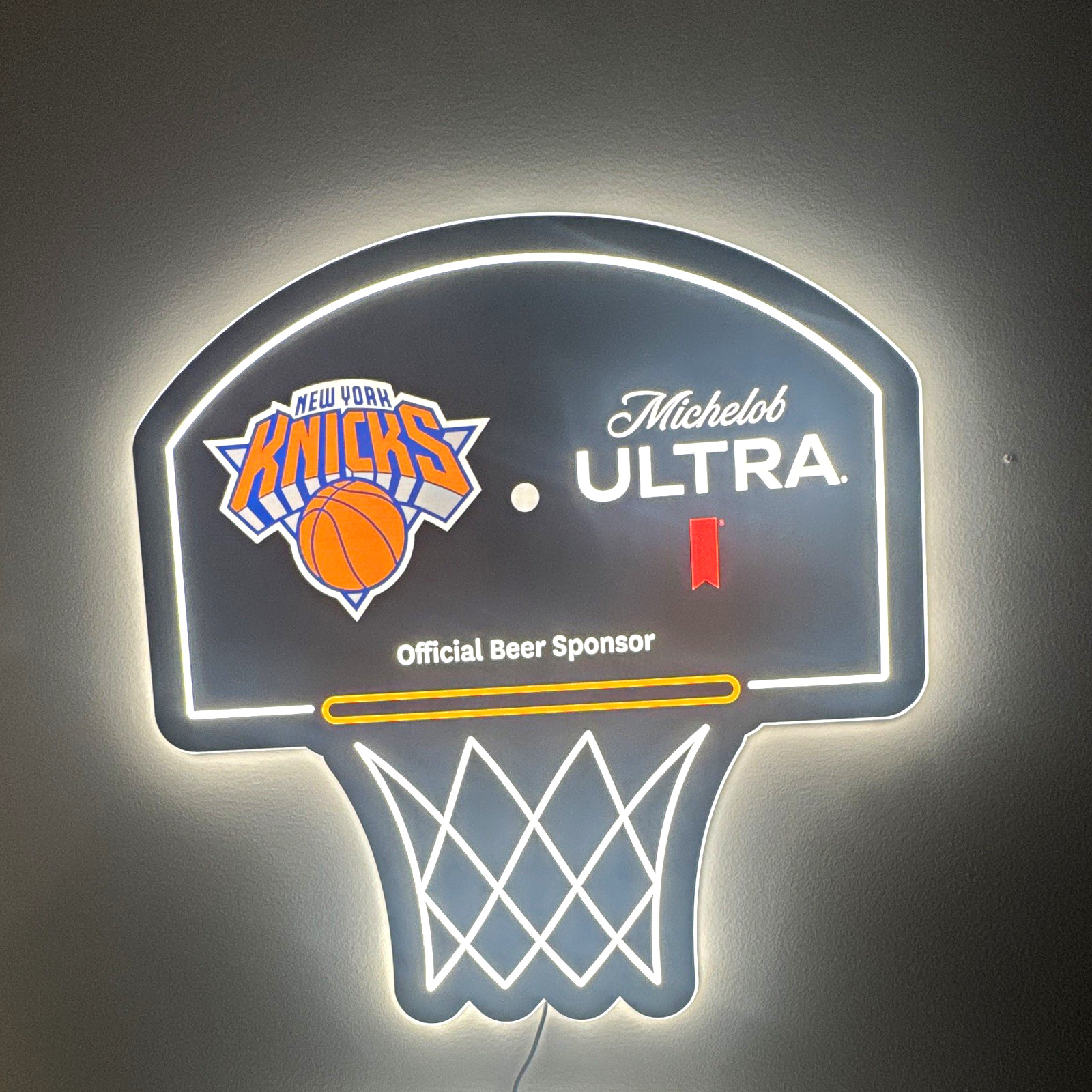 Michelob ULTRA New York Knicks Official Beer Sponsor Lighted Sign