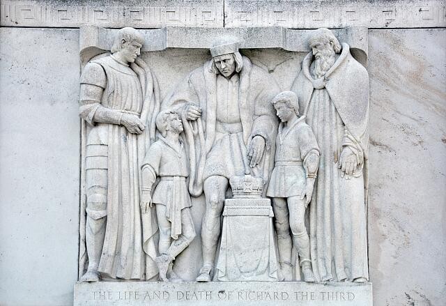 Photo:Washington DC Folger Shakespeare Library Richard III Relief 2010