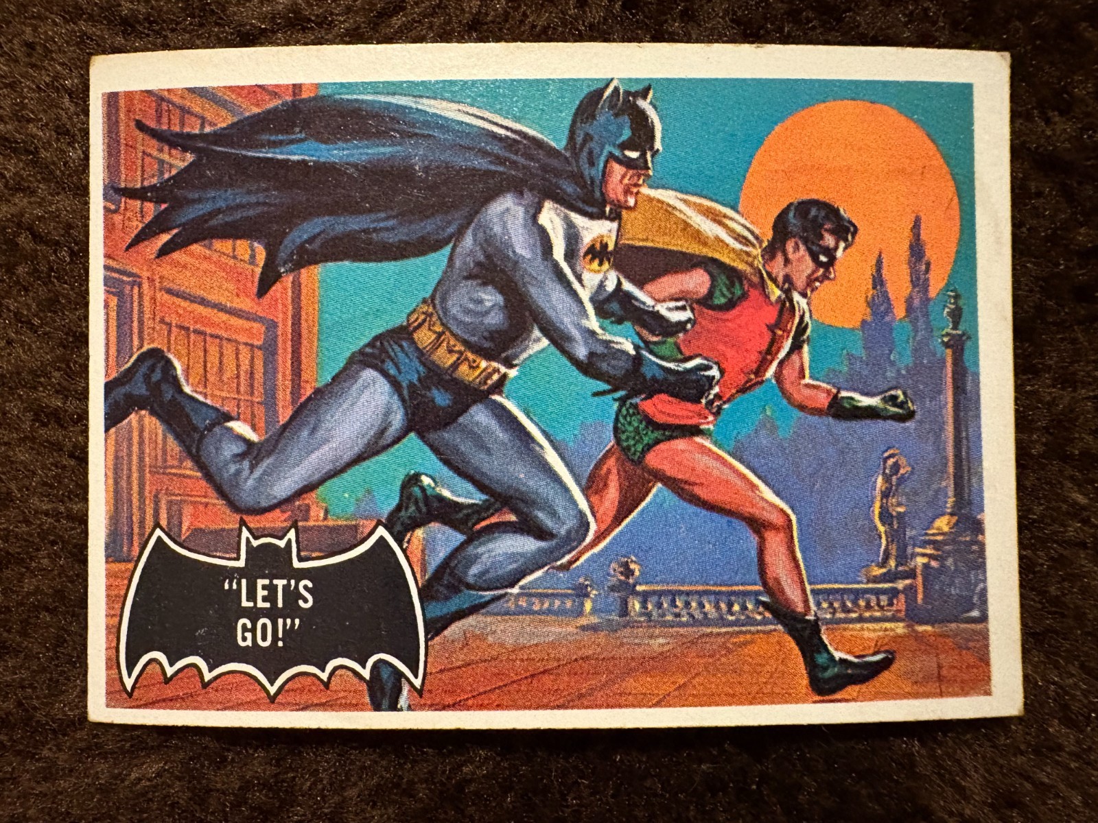 1966 Topps Batman Card #28 - Let's Go - Black Bat Set Break Joker Robin Cat