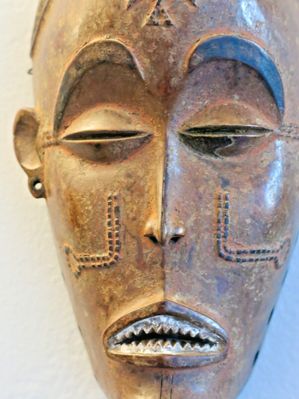 Beautiful African Female Ancestor Mask Mwana Po Creation Artiste' Tchokwe Chokwe