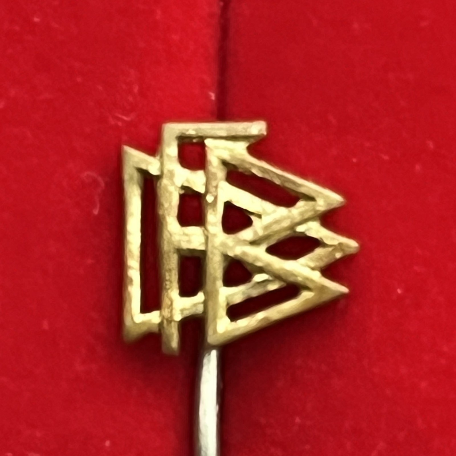 DEUTSCHER FUSSBALL-BUND (DFB), Germany Soccer Fed. Gold-tone Stick Pin Badge.