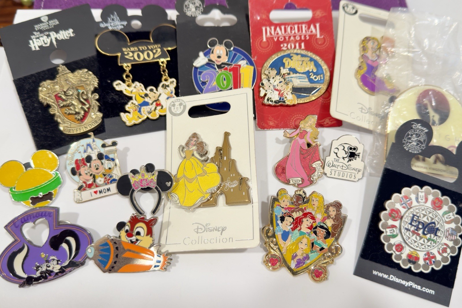 Junk Drawer Lot of 16 Vintage Disney Pins, Various Designs & Character