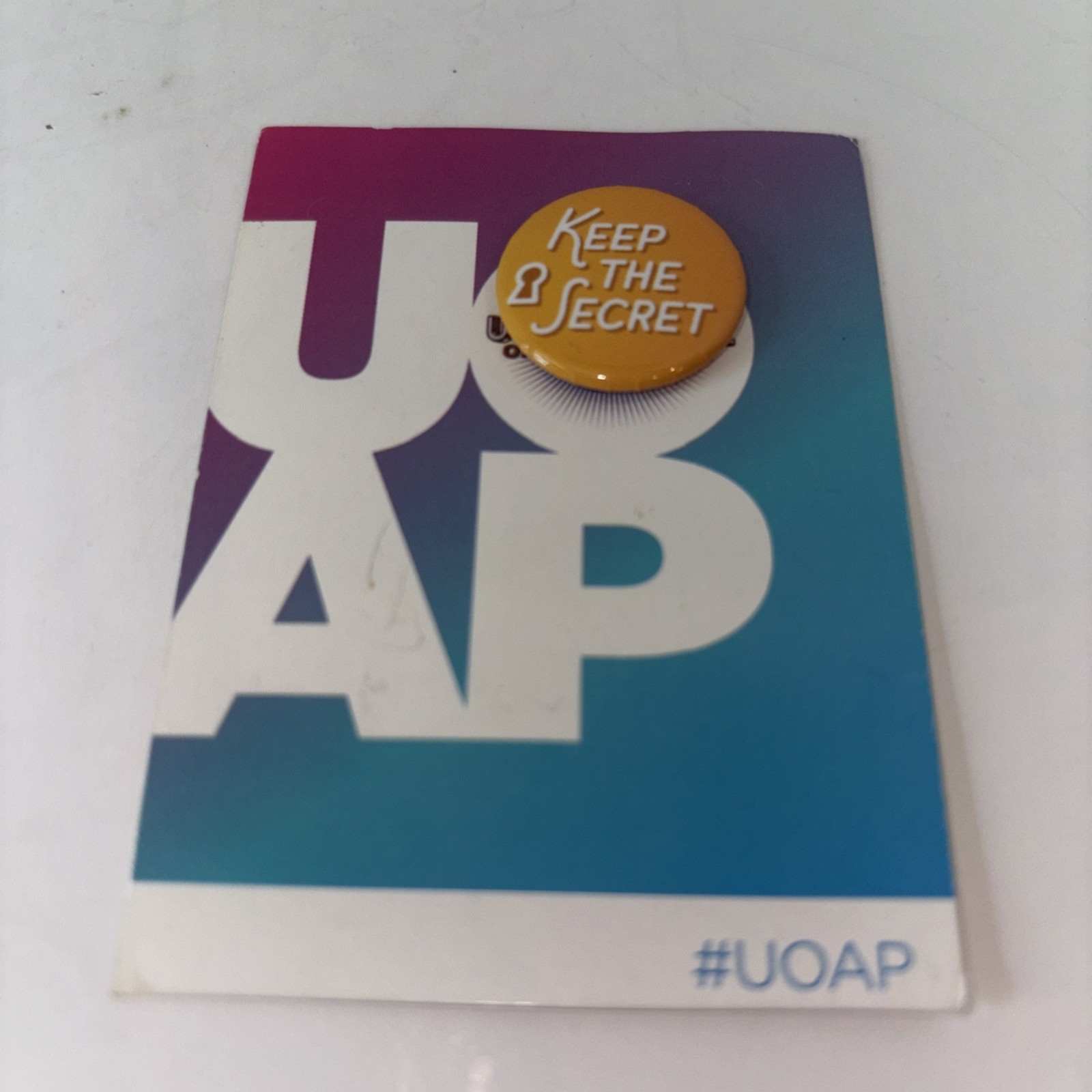 Universal Orlando Annual Passholder KEEP THE SECRET Button UOAP Pin Studios 18