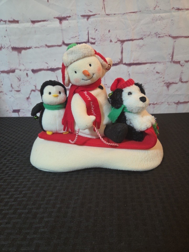 Hallmark 2007 Jingle Pals Animated Musical Snowman Penguin And Dog On A Sled 