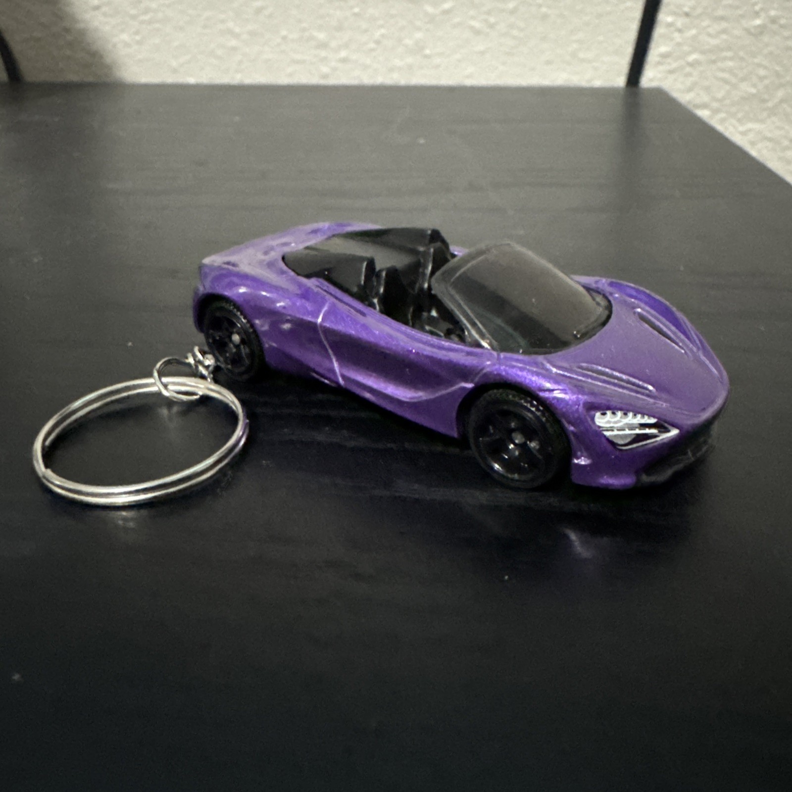 McLaren 720s Spider Purple Keychain 1:64 Diecast Hot Wheels Matchbox Gift