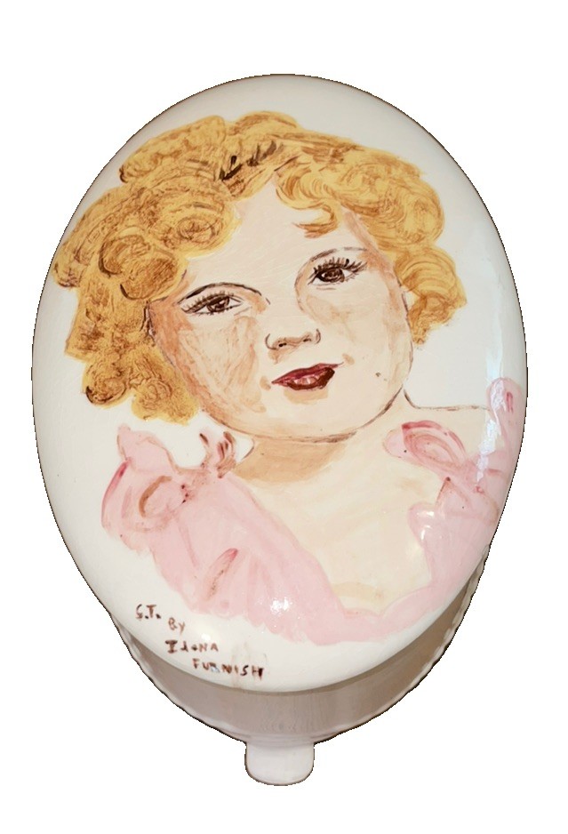 Rare Vintage hand painted Shirley Temple ceramic larger jewelry trinket box ￼