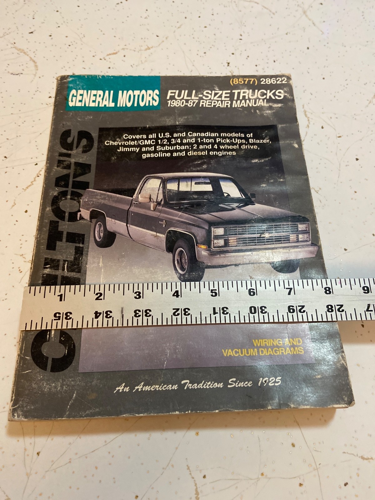 Chilton General Motors Full Size Trucks 1980-87  Auto Repair Manual 28622