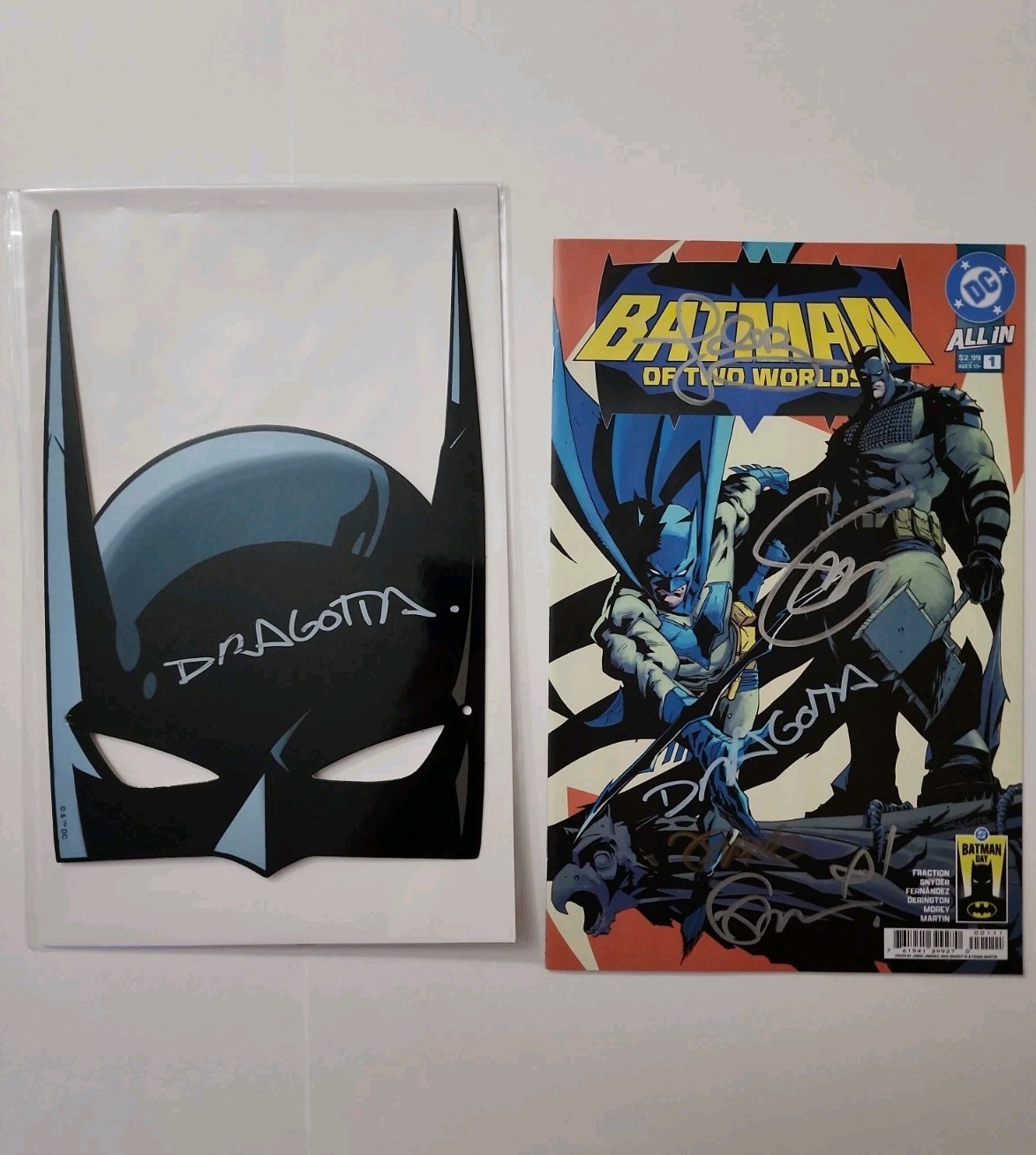 Batman Of Two Worlds #1 Signed By Dragotta Martin Snyder Javi Fraction Bonus