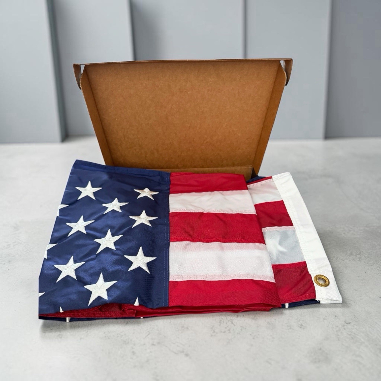 Annin American Flag 3'x5' Nylon Certified Made in USA Sewn Stripes & Embroidered