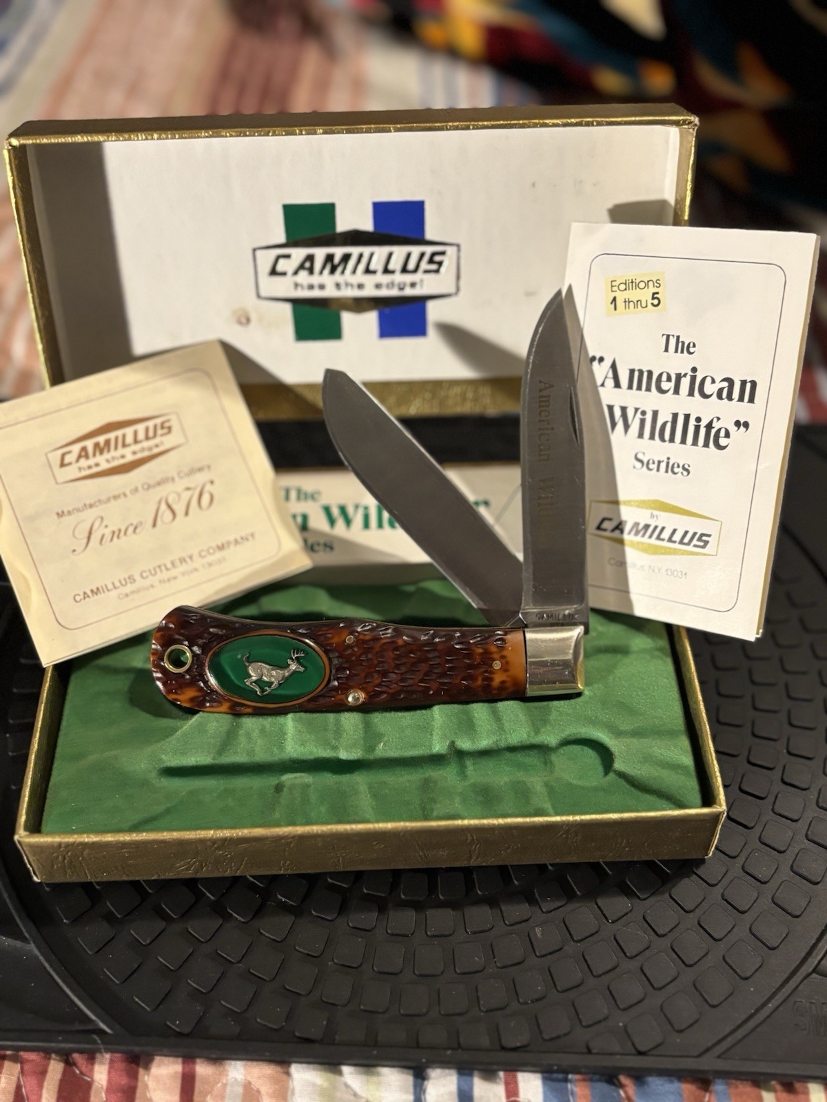 Vintage New-in-Box Camillus American Wildlife Series 10C Knife \