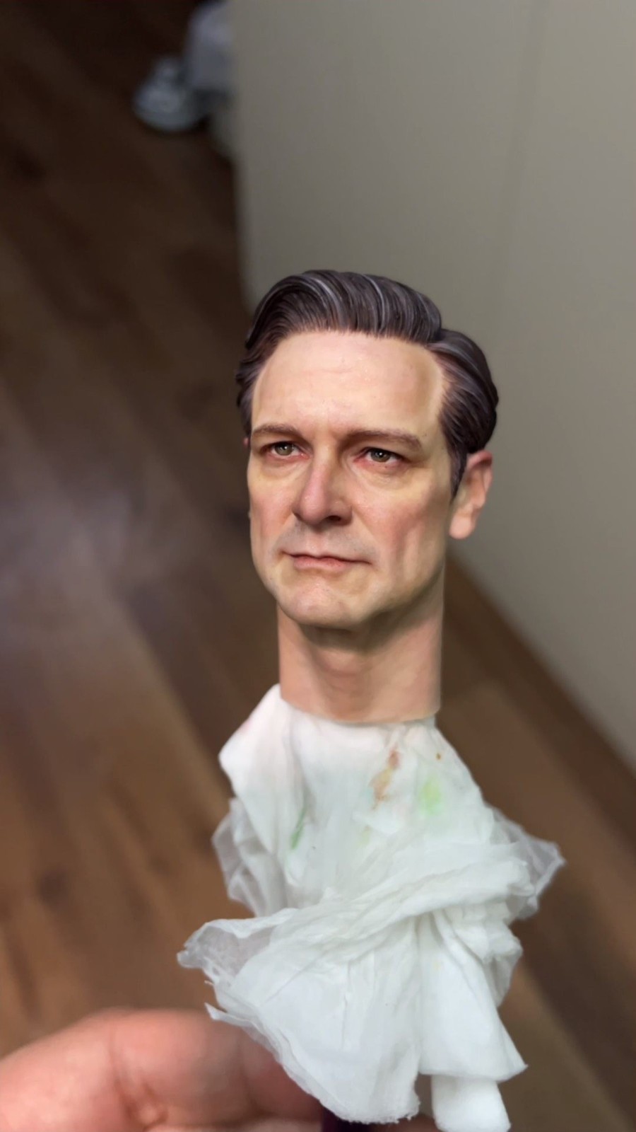 1/6 Kingsman：The Secret Service     head ship in 30days