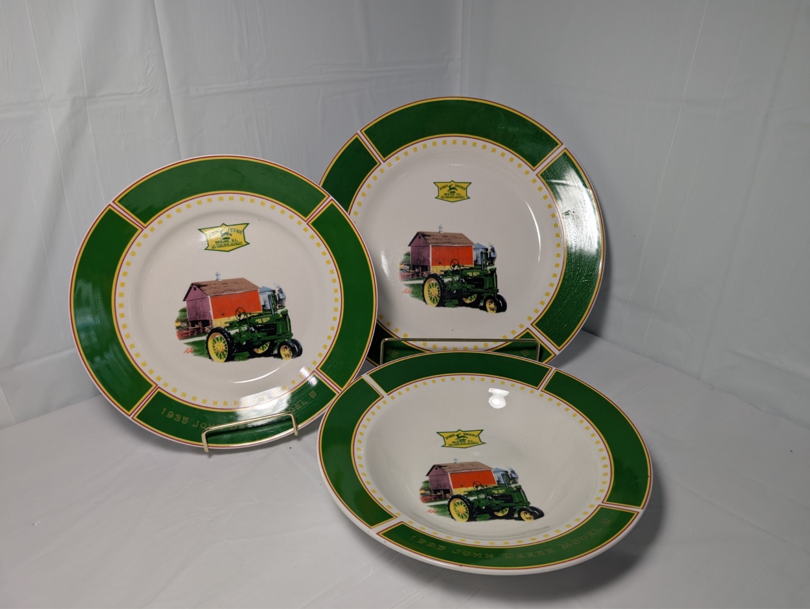 Gibson John Deere Dinnerware 11pc Lot 1935 Model B Tractor Plates Bowls Green