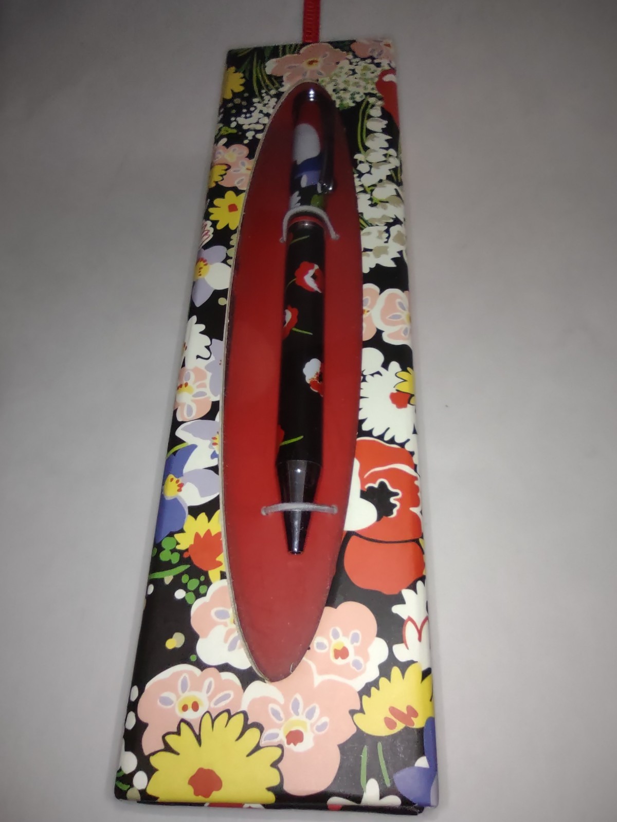 Vera Bradley POPPY FIELDS Ball Point Twist Pen - NEW In Box