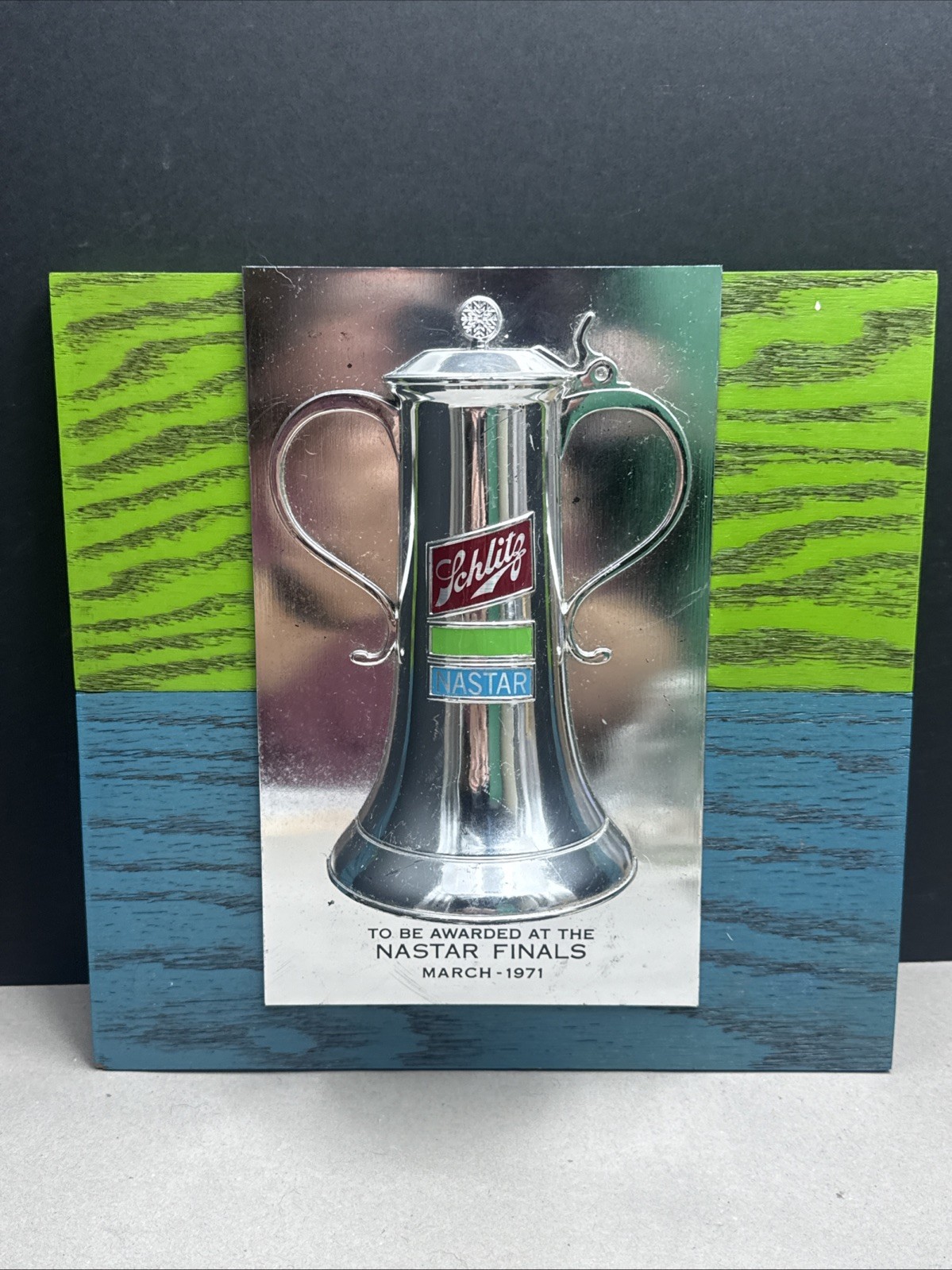 RARE VTG  1970 SCHLITZ CUP BEER 3-D STEIN SIGN - NASTAR FINALS SKIING MARCH 1971