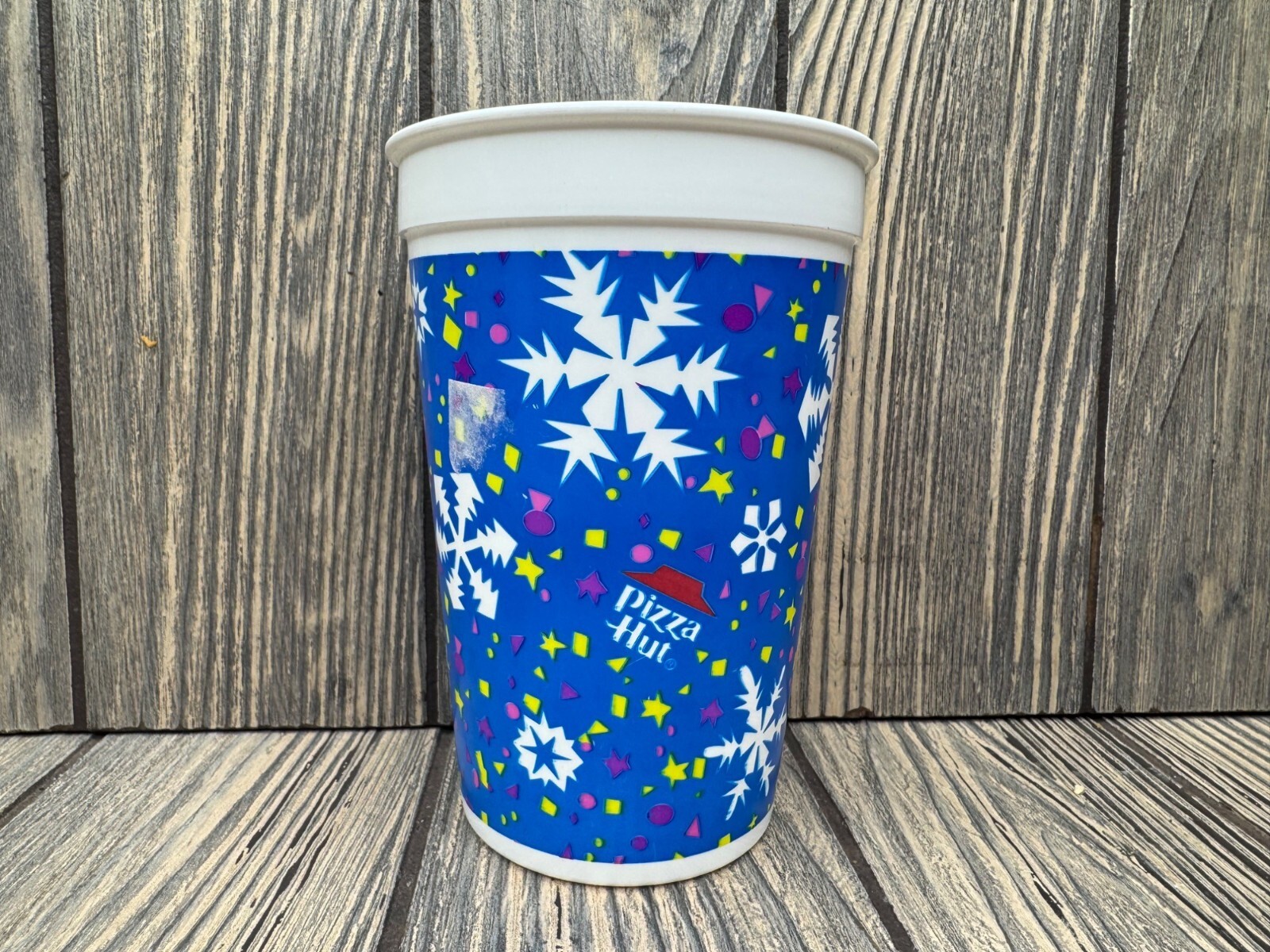 Vintage 1992 Pizza Hut Snowflake Design Plastic Cup Collectible