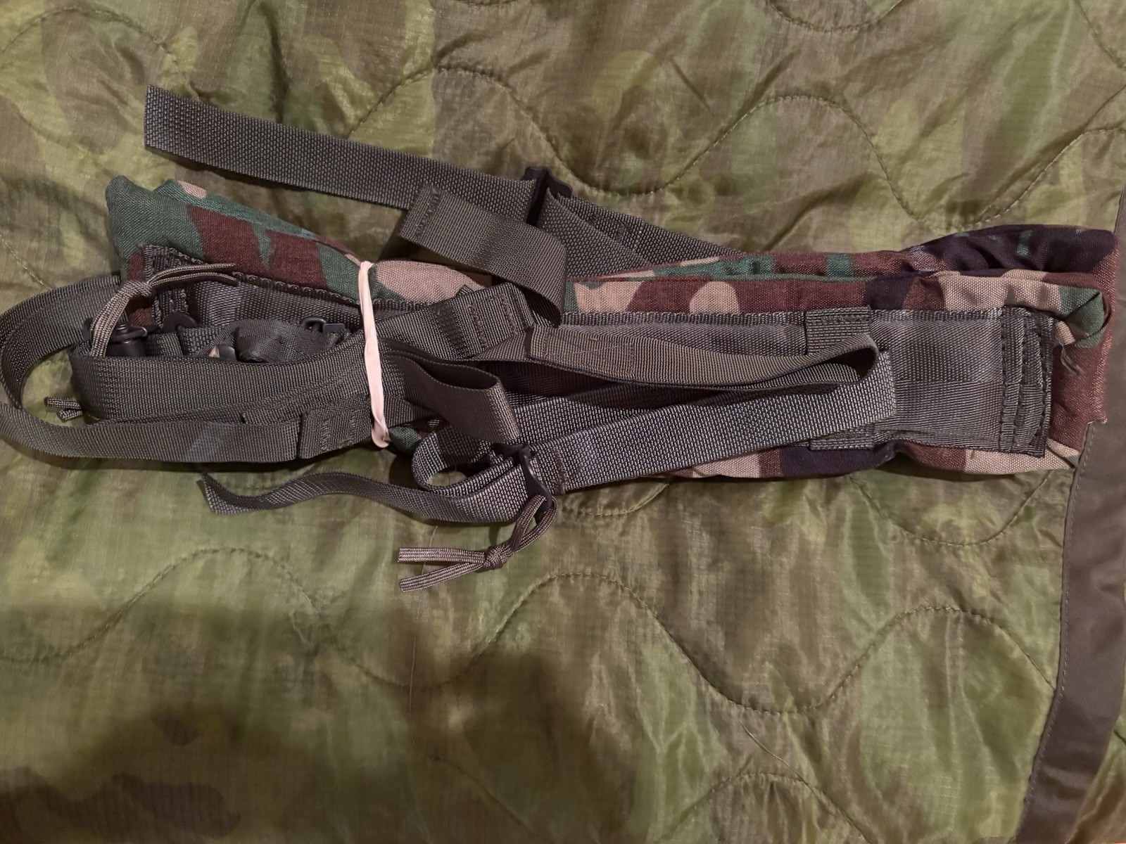 USGI WOODLAND (BDU) ALICE PACK SHOULDER STRAP\'s USGI NEW