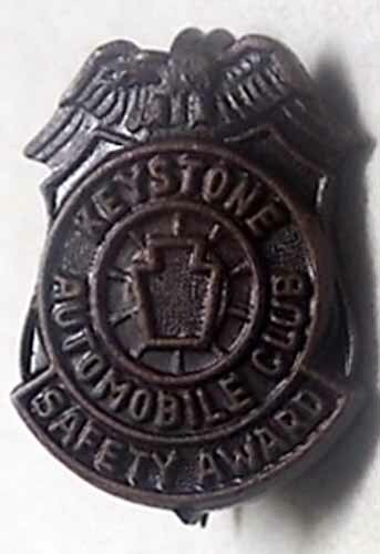 NOS KEYSTONE PA AWARD PINBACK EXCELLENT CONDITION #A140