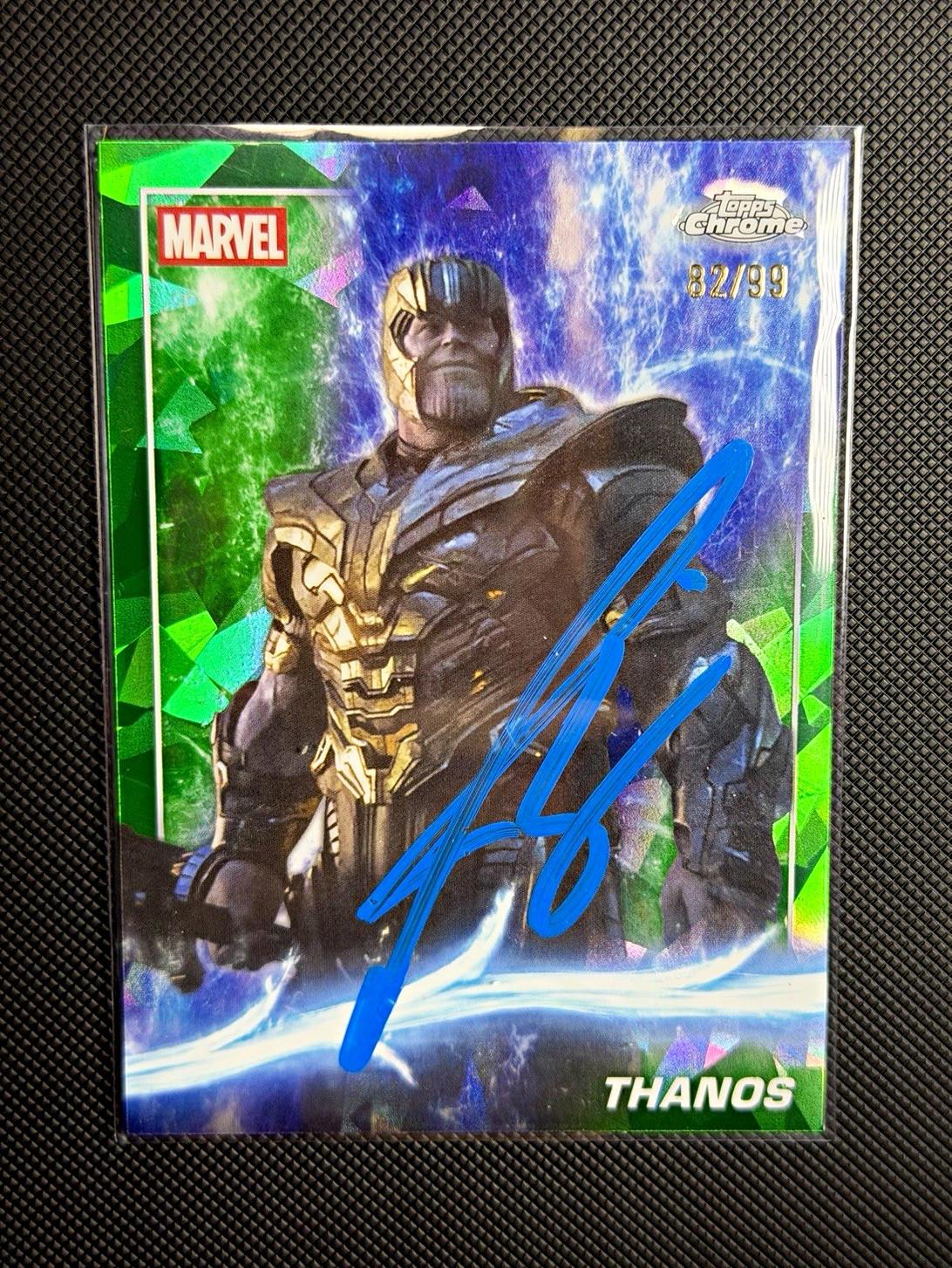 JOSH BROLIN Auto Thanos w PHOTO PROOF 2025 Topps Chrome Marvel Sapphire 82/99