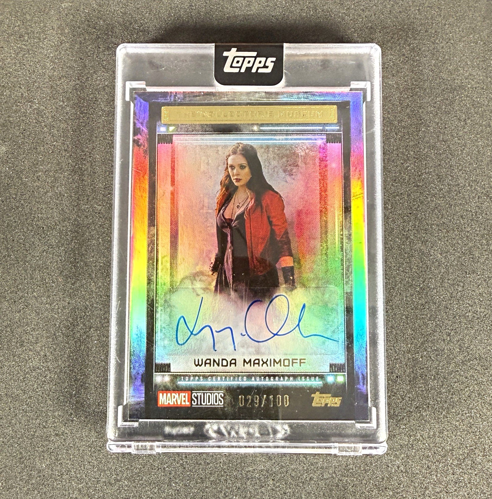 2025 Topps Marvel The Collector TM-EO Elizabeth Olsen as Wanda Maximoff Auto 29