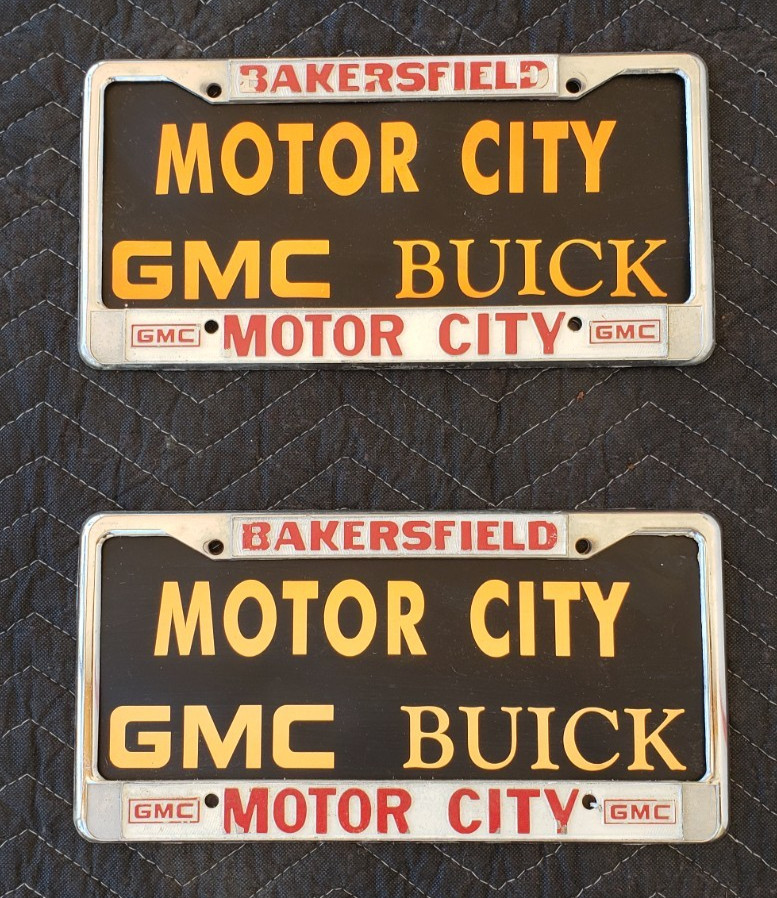 Motor City GMC dealer license plate frames Bakersfield, CA