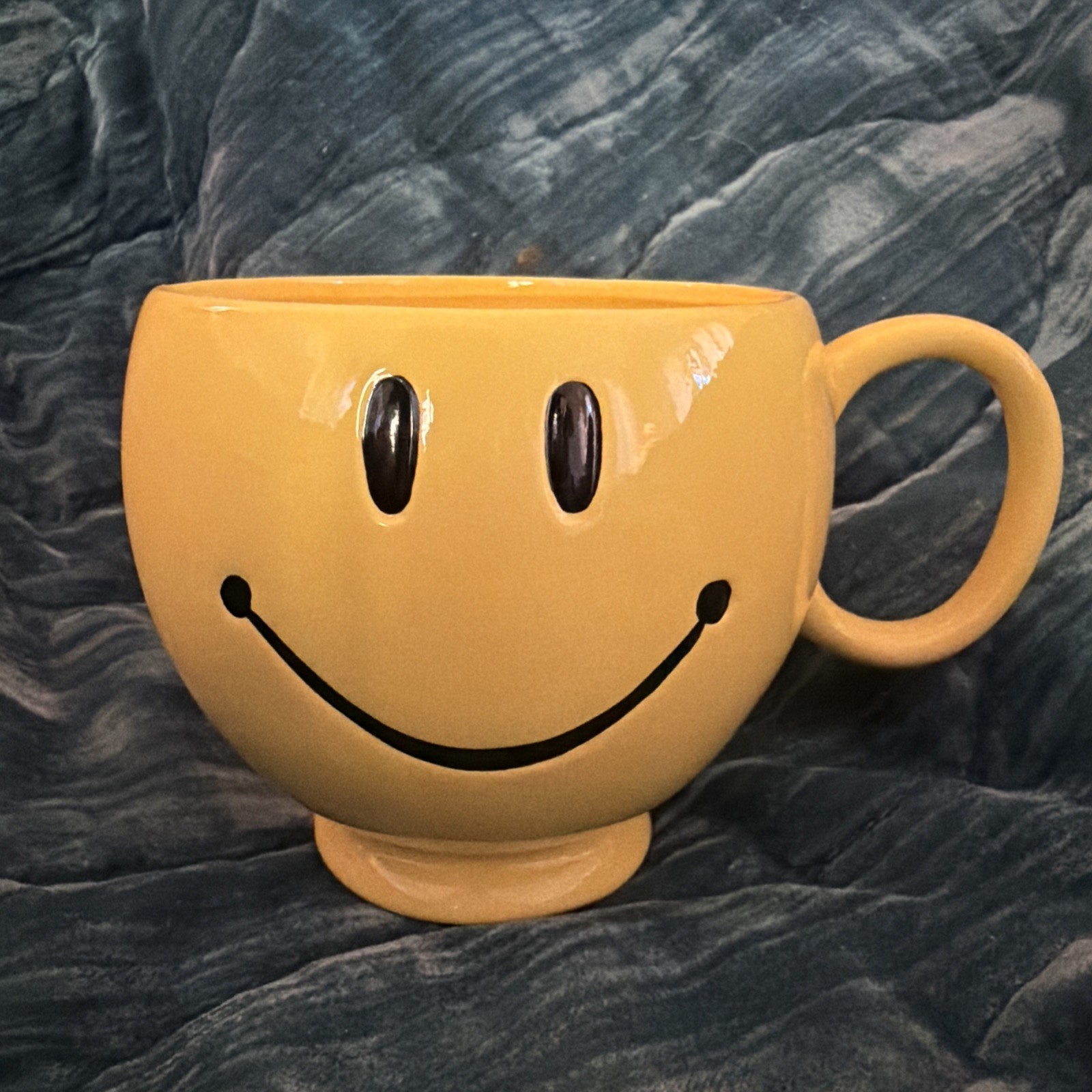 Vintage 1990s Teleflora Smiley Face Large 4\