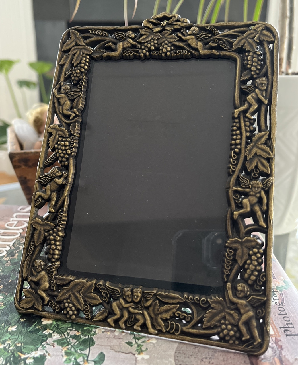 Vintage Victorian Style Cherub Angels with Grapes Brass Metal Picture Frame