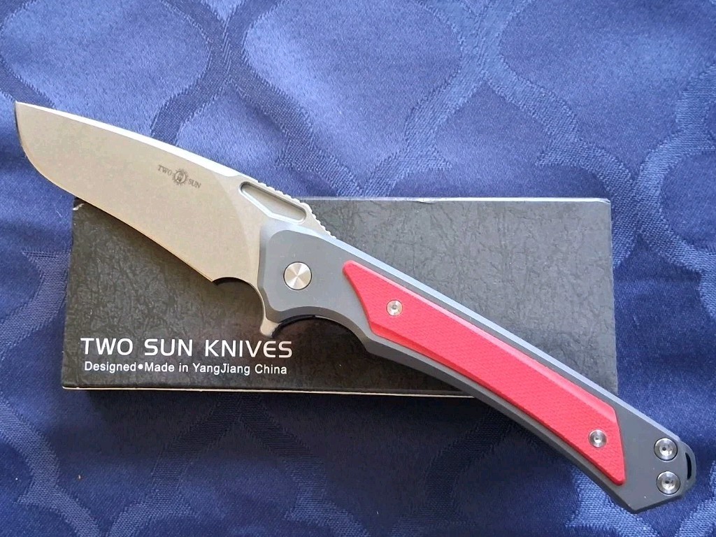 *NEW*🔥TWO SUN - Flipper  Knife w/14C28N Blade & Titanium/G10 Handle  (TS468)   