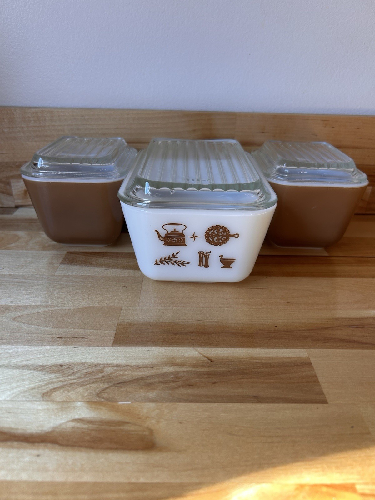 Vintage Pyrex Refrigerator Dishes
