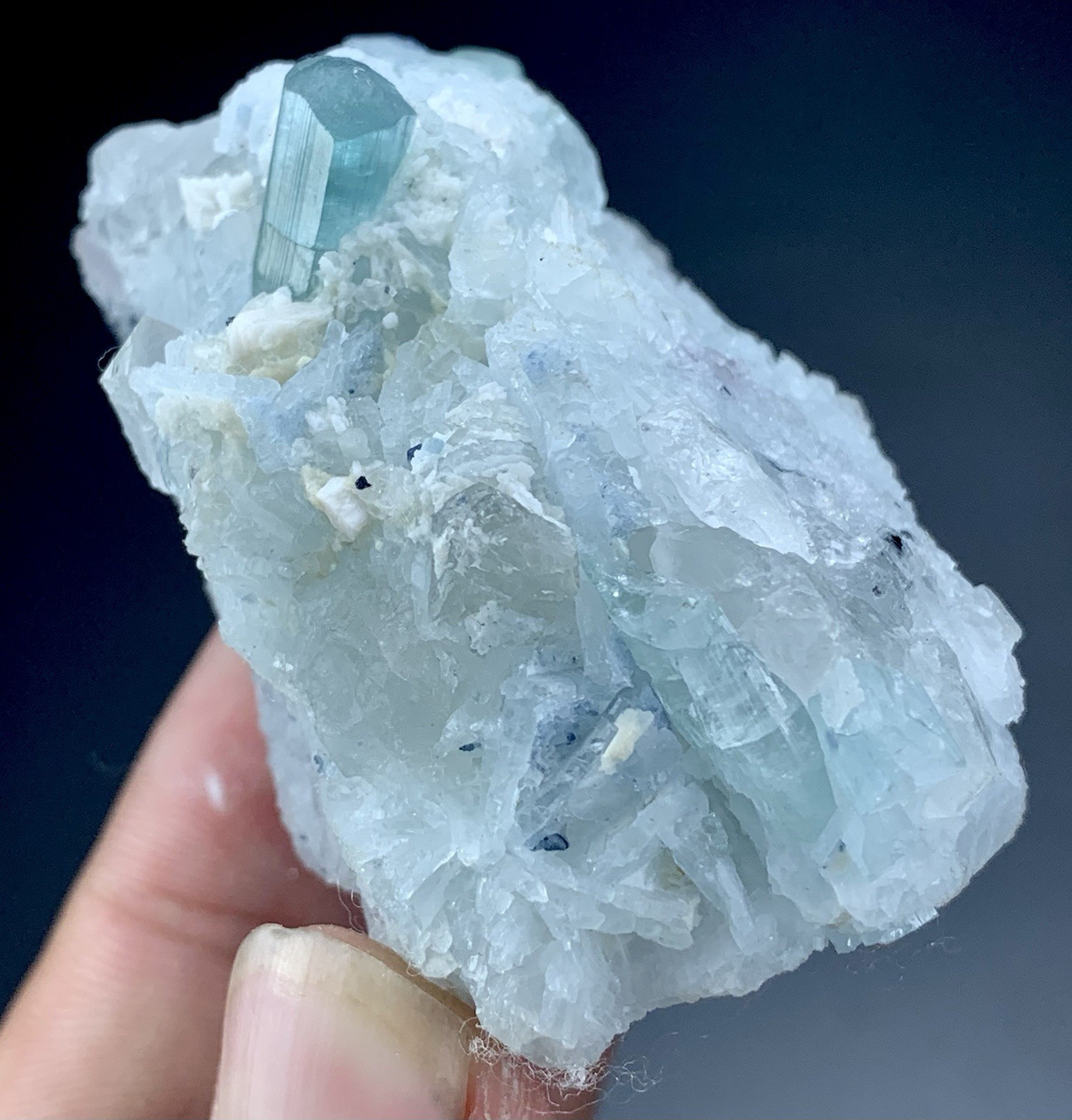 500 Cts Beautiful Tourmaline Crystal Specimen From Afghanistan.