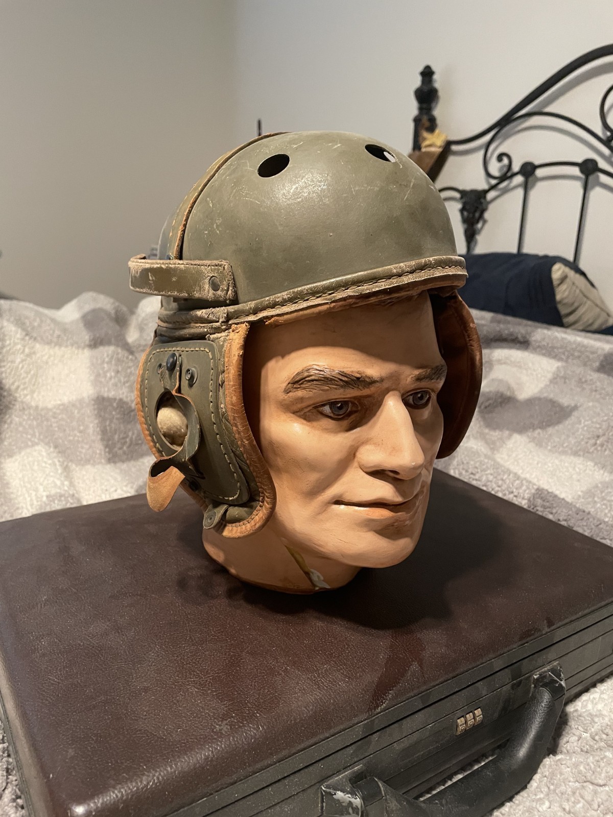 US WWII ARMY M38 TANKER HELMET  M-1938 RAWLINGS 76072 Size 7 3/8 Original