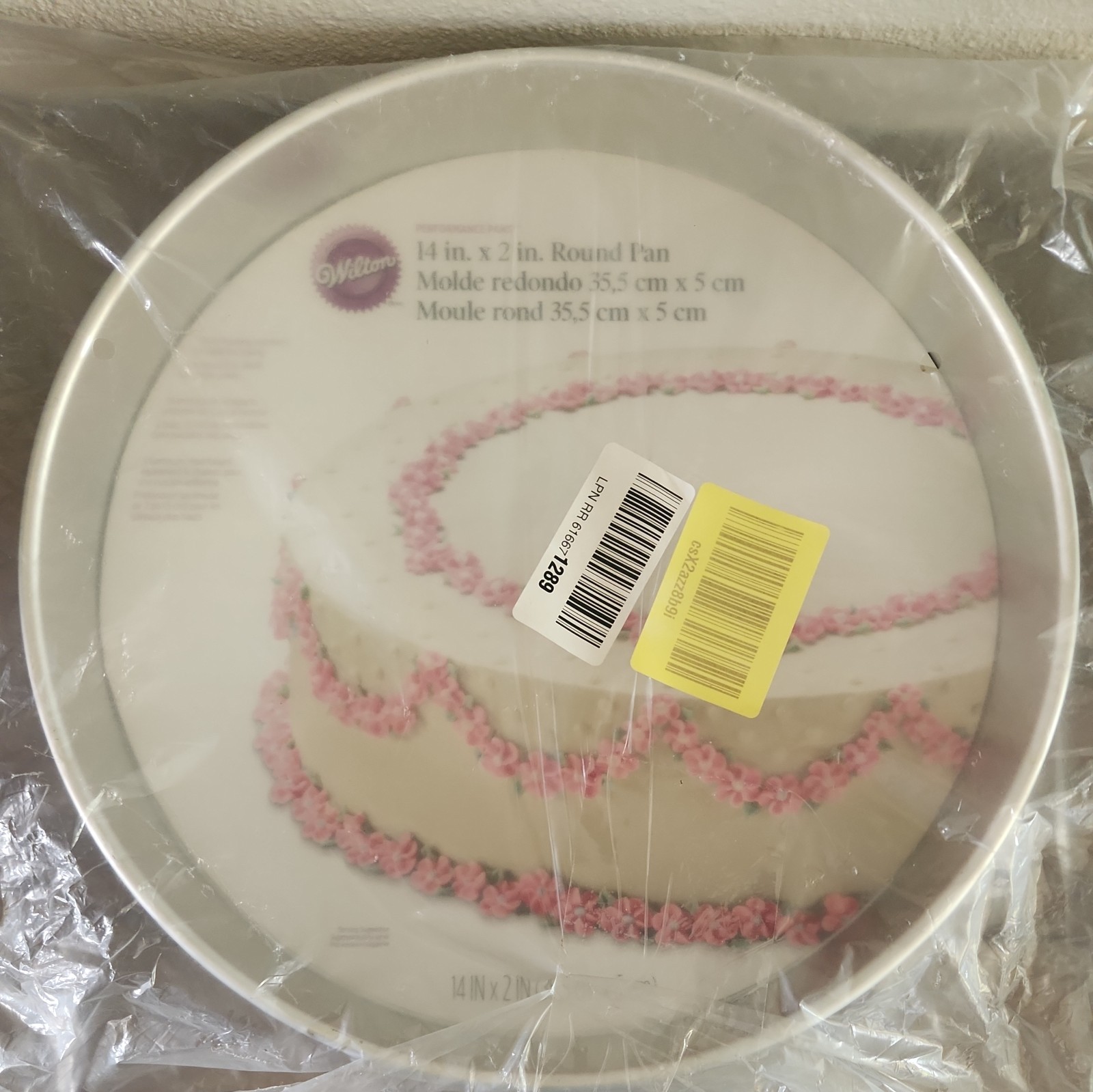 Wilton Performance Round Cake Pan 14in X 2in NEW