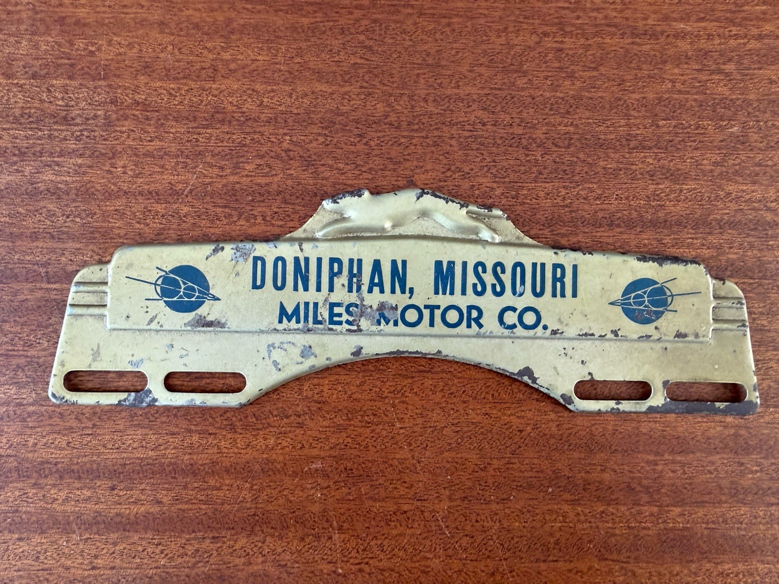 Vintage Miles Motor Co Doniphan Missouri Advertising License Plate Topper