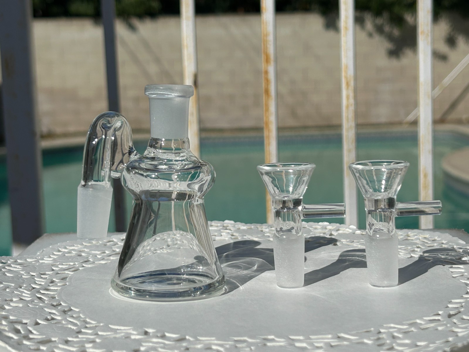 Premium 14mm 90° Clear Hourglass Dry Ash Catcher Combo Set + 2 Glass Bowls Water