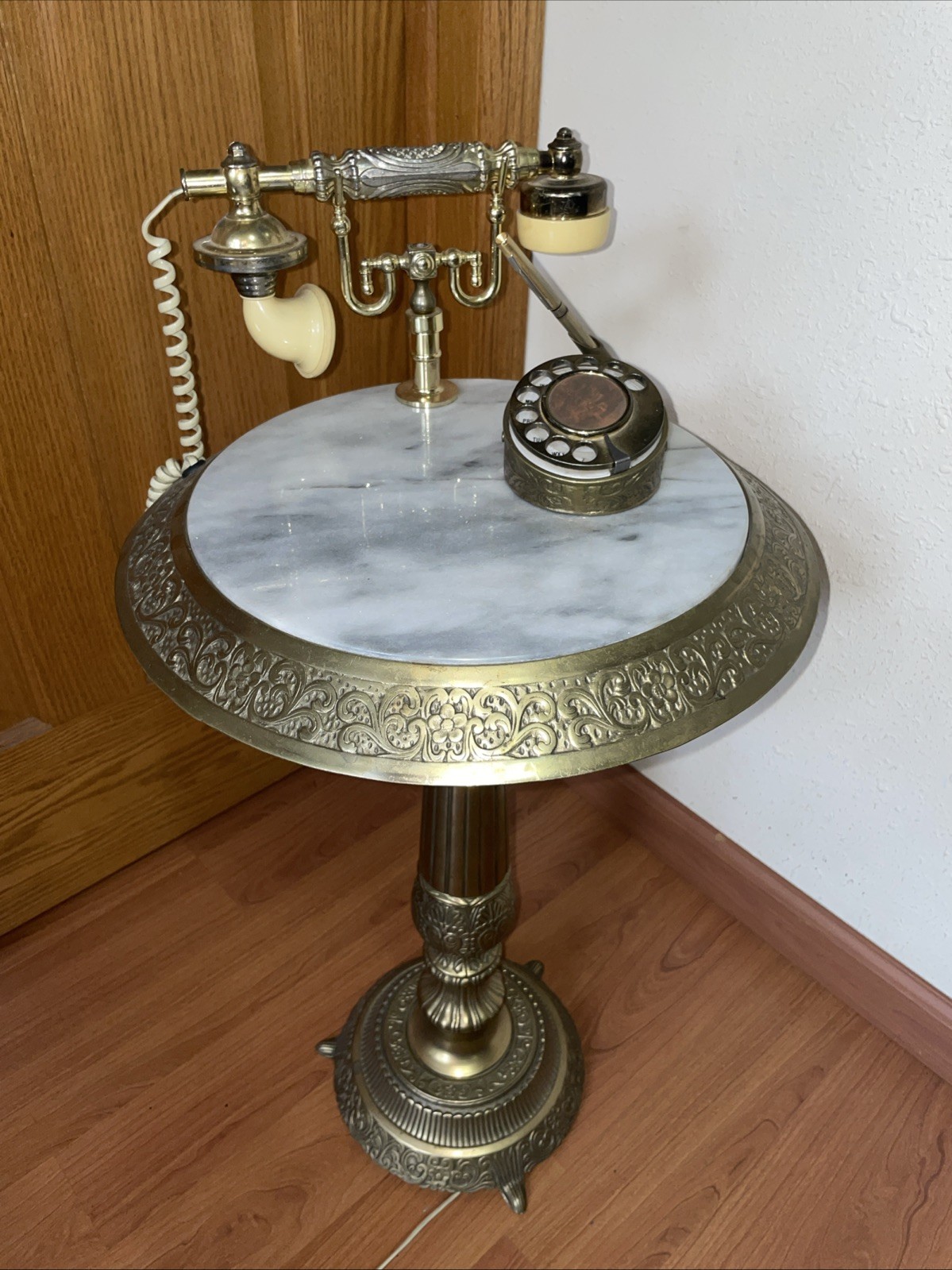 Vtg Antique Italian Marble French Regency Sultan's Rotary Phone Brass Side Table