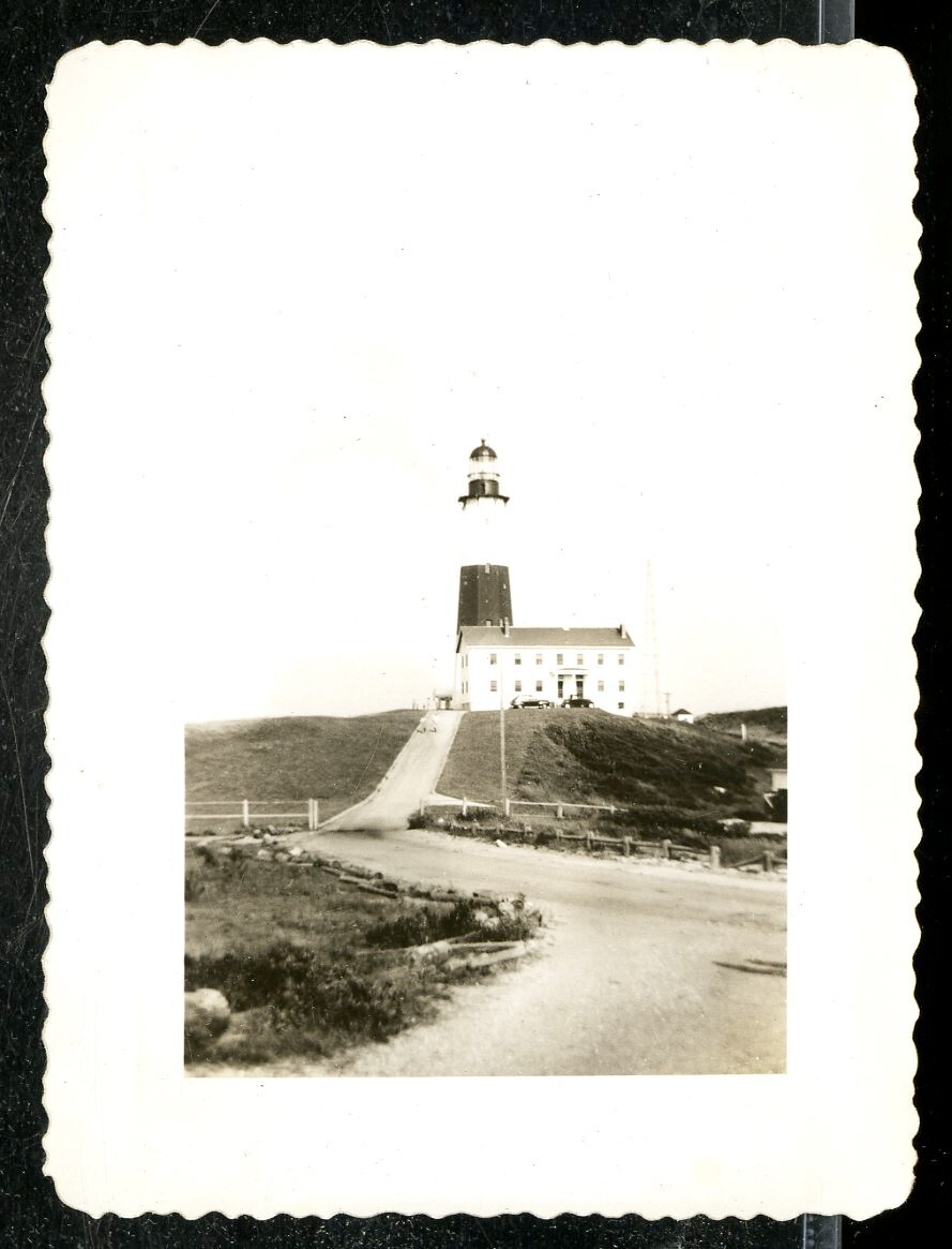 Vintage Photo NEW ENGLAND LIGHTHOUSE 1940's
