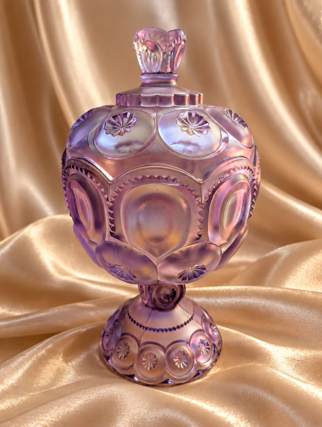 Vintage L.E. Smith Custom Color Lavender Satin Moon & Star Lidded Compote