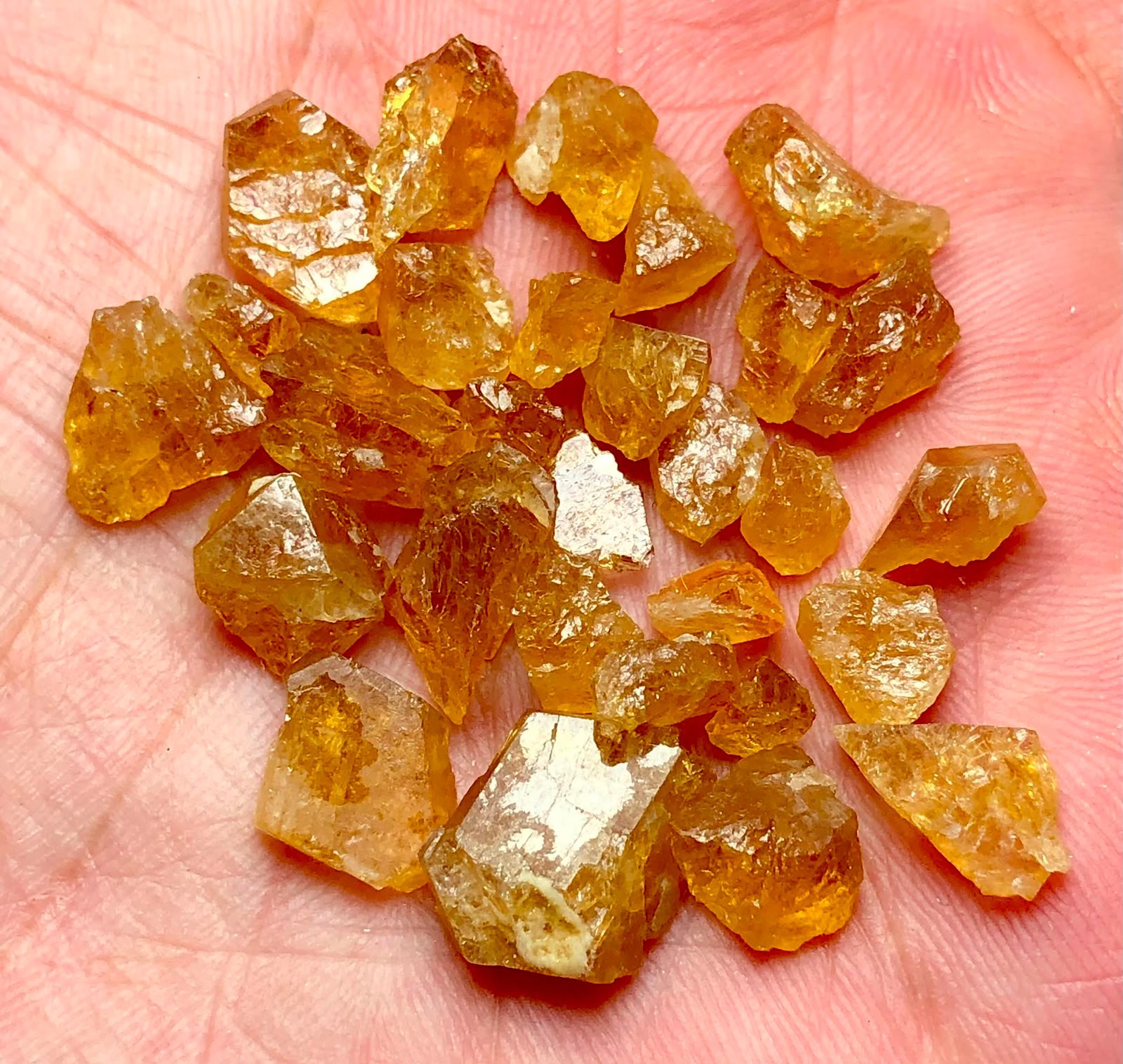 10 gr Rare Natural orange Clinohumite Crystal lot from Badakhshan Afg 2 gifts