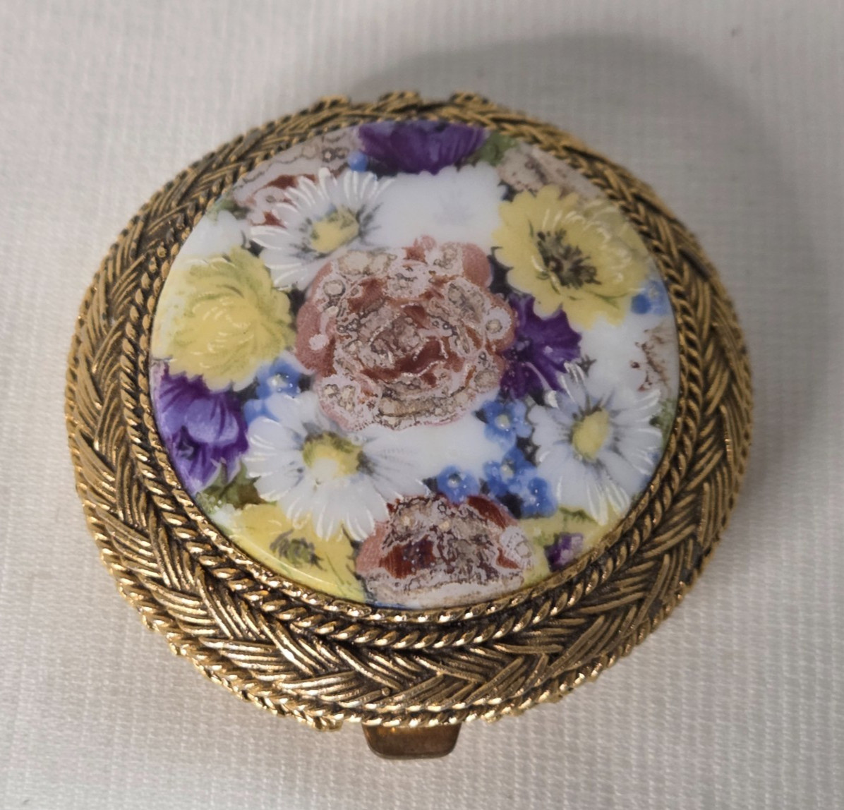 Vtg Helena Rubinstein Floral Compact Collectible Enamel Basket Weave Brass
